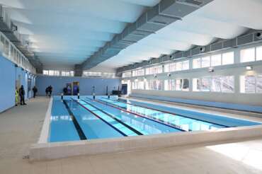 Com’è la piscina dello stadio Collana appena inaugurata a Napoli: le foto